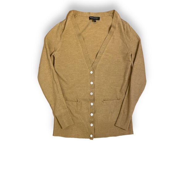 Banana Republic | Sweaters | Banana Republic 0 Extra Fine Merino Wool  Cardigan Neutral Small | Poshmark